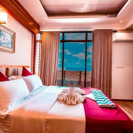 Araamview Hotell Hulhumale Exteriör bild