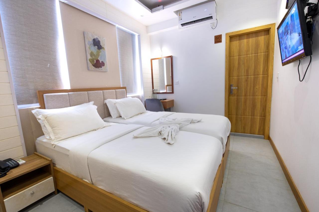 Araamview Hotell Hulhumale Exteriör bild