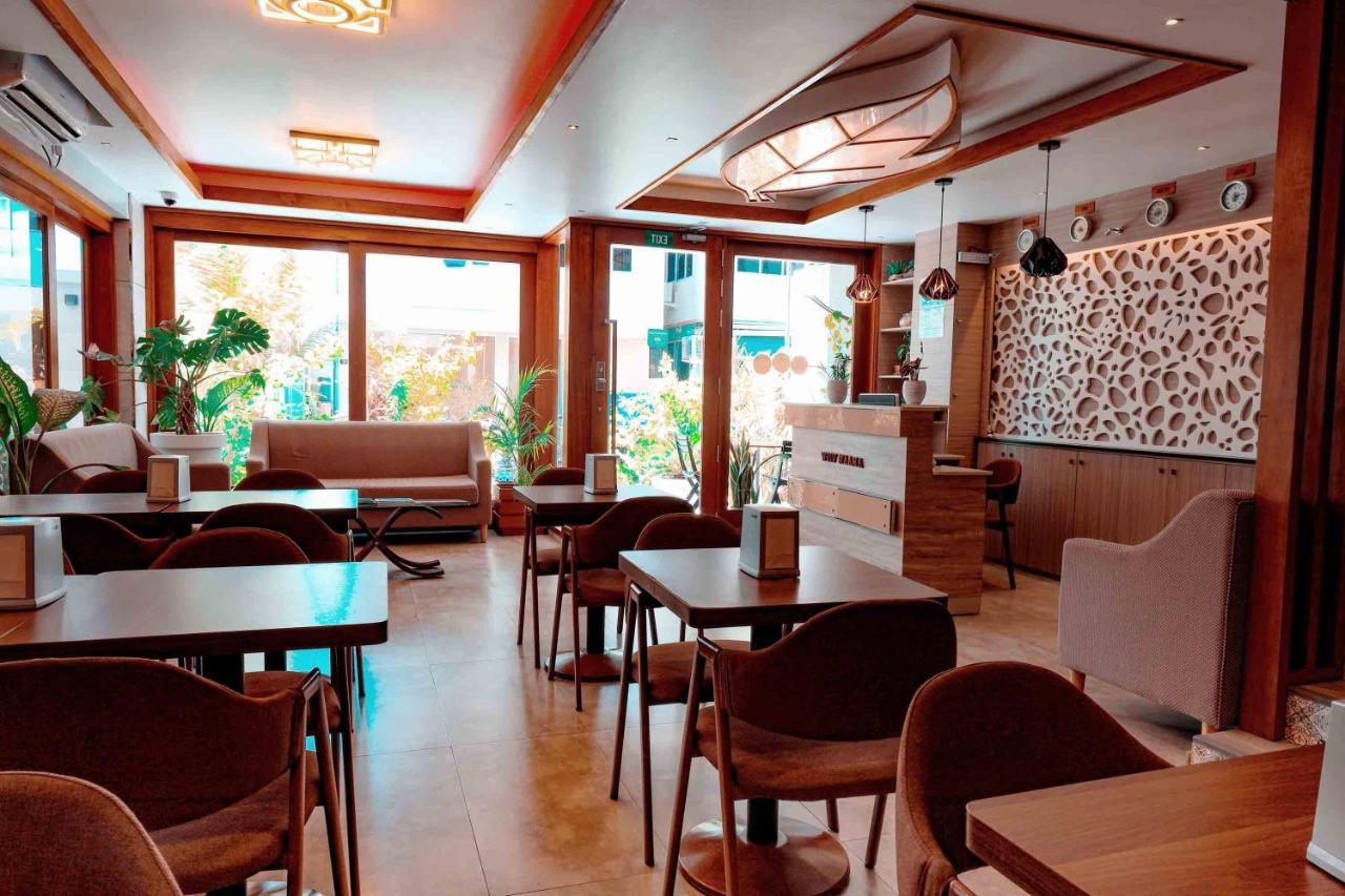 Araamview Hotell Hulhumale Exteriör bild